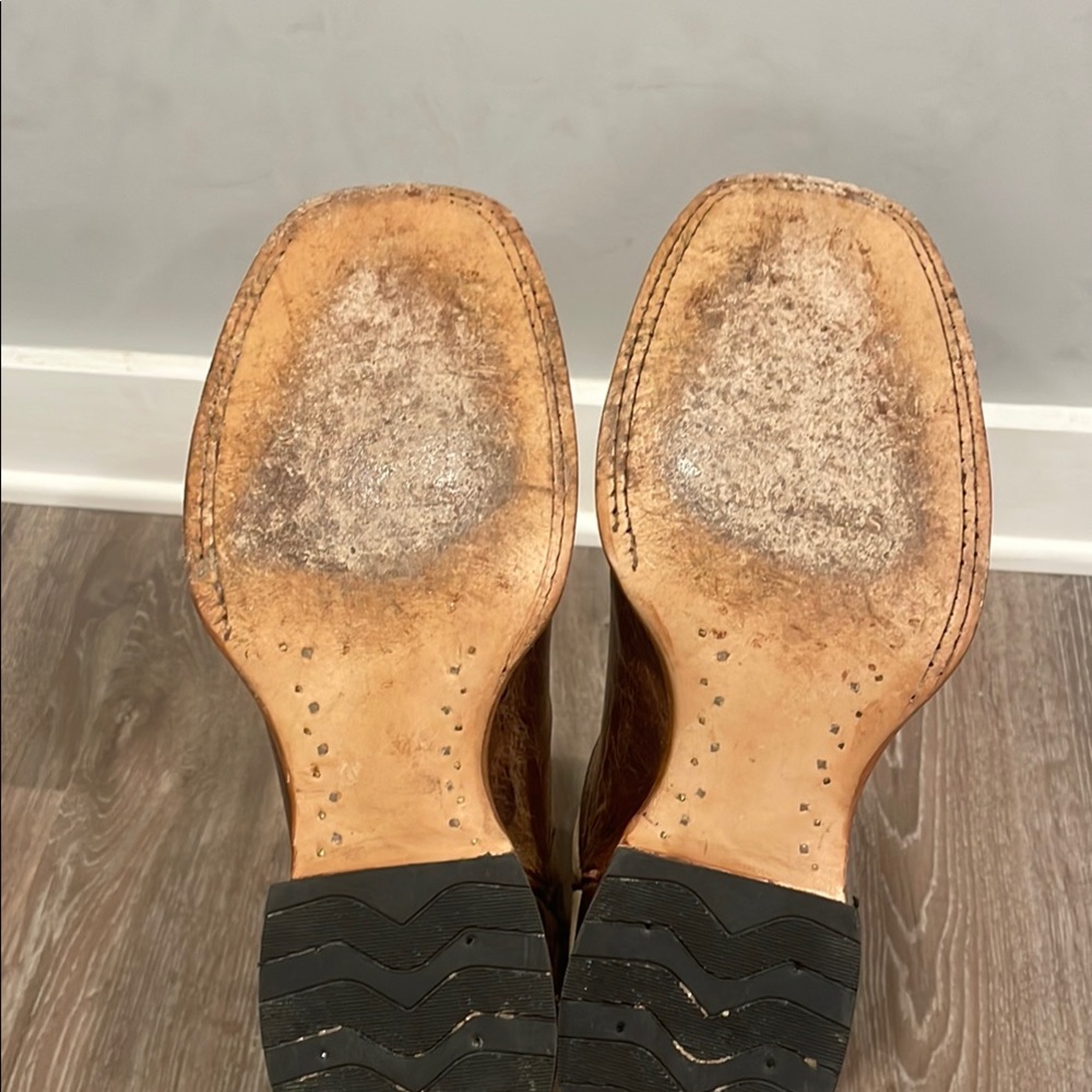 Brown and Cream Cowboy Western Boots with Decorative Stitching - Picture 7 of 8